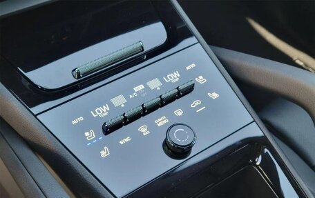 Porsche Cayenne III, 2025 год, 14 853 000 рублей, 21 фотография