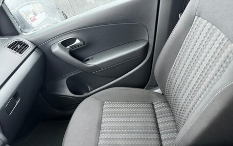 Volkswagen Polo VI (EU Market), 2016 год, 1 050 000 рублей, 18 фотография