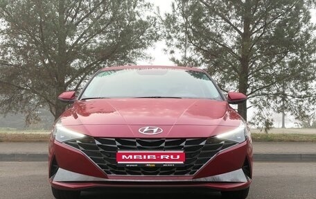 Hyundai Elantra, 2021 год, 2 399 000 рублей, 2 фотография