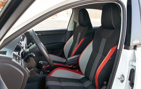 Skoda Rapid I, 2017 год, 995 000 рублей, 11 фотография