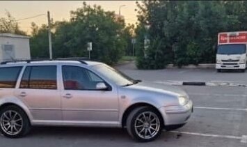 Volkswagen Golf IV, 2002 год, 500 000 рублей, 6 фотография