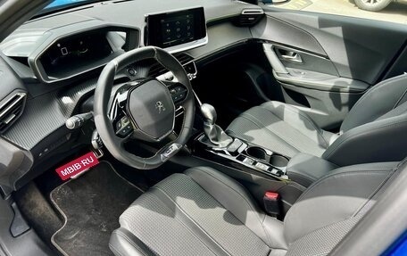 Peugeot 2008 II, 2020 год, 2 290 000 рублей, 3 фотография