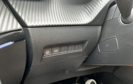 Peugeot 2008 II, 2020 год, 2 290 000 рублей, 13 фотография