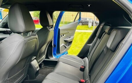 Peugeot 2008 II, 2020 год, 2 290 000 рублей, 9 фотография