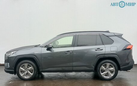 Toyota RAV4, 2020 год, 3 400 000 рублей, 8 фотография