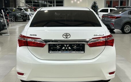 Toyota Corolla, 2014 год, 1 299 000 рублей, 6 фотография