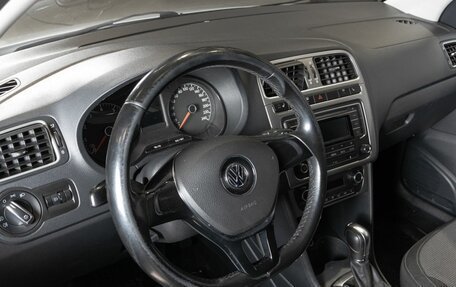 Volkswagen Polo VI (EU Market), 2016 год, 1 090 700 рублей, 3 фотография