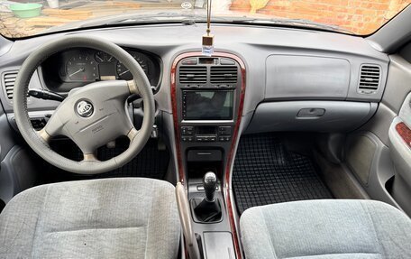 KIA Magentis I, 2005 год, 400 000 рублей, 16 фотография