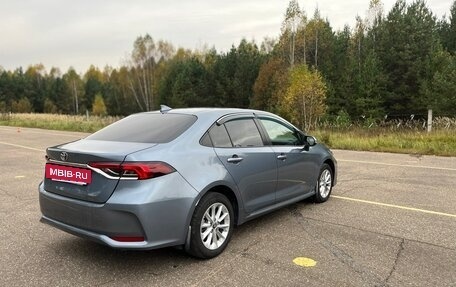 Toyota Corolla, 2019 год, 1 900 000 рублей, 5 фотография