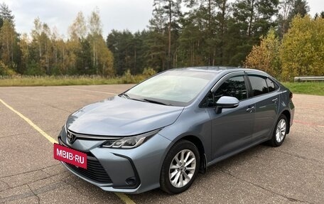 Toyota Corolla, 2019 год, 1 900 000 рублей, 3 фотография