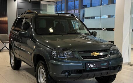 Chevrolet Niva I рестайлинг, 2017 год, 845 000 рублей, 3 фотография