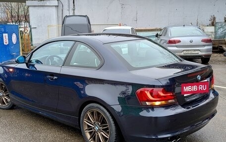 BMW 1 серия, 2009 год, 1 590 000 рублей, 6 фотография