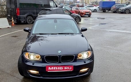 BMW 1 серия, 2009 год, 1 590 000 рублей, 3 фотография