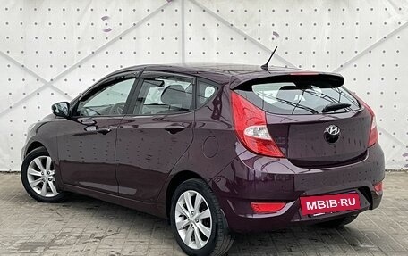 Hyundai Solaris II рестайлинг, 2012 год, 930 000 рублей, 5 фотография