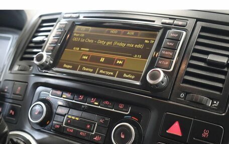 Volkswagen Multivan T5, 2010 год, 2 349 000 рублей, 10 фотография