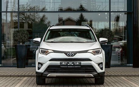 Toyota RAV4, 2019 год, 1 765 000 рублей, 2 фотография