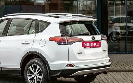Toyota RAV4, 2019 год, 1 765 000 рублей, 10 фотография