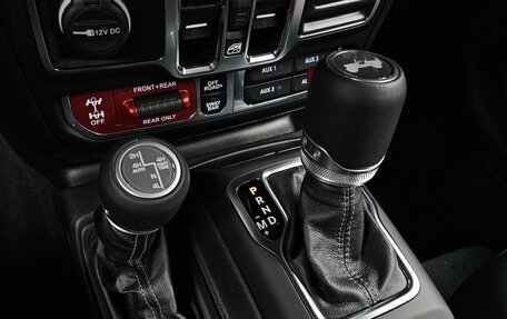 Jeep Wrangler, 2024 год, 8 490 000 рублей, 12 фотография