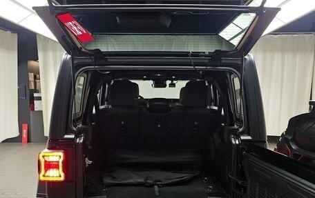 Jeep Wrangler, 2024 год, 8 490 000 рублей, 10 фотография
