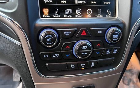 Jeep Grand Cherokee, 2013 год, 3 200 000 рублей, 11 фотография