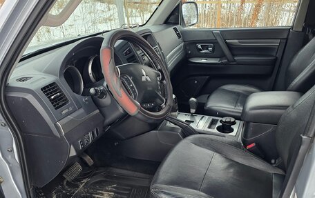 Mitsubishi Pajero IV, 2010 год, 1 980 000 рублей, 9 фотография