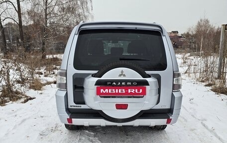 Mitsubishi Pajero IV, 2010 год, 1 980 000 рублей, 5 фотография