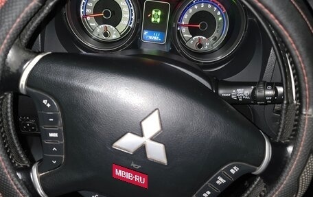 Mitsubishi Pajero IV, 2010 год, 1 980 000 рублей, 7 фотография