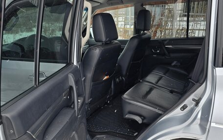 Mitsubishi Pajero IV, 2010 год, 1 980 000 рублей, 15 фотография