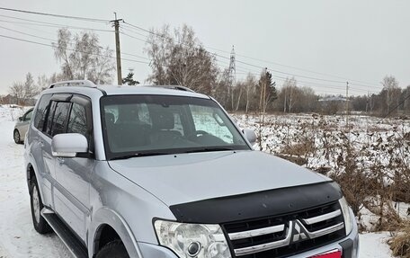 Mitsubishi Pajero IV, 2010 год, 1 980 000 рублей, 3 фотография
