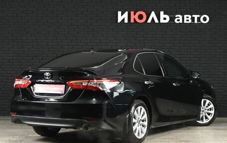 Toyota Camry, 2018 год, 2 820 000 рублей, 7 фотография