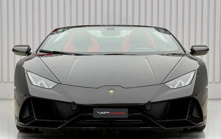 Lamborghini Huracán, 2024 год, 47 800 000 рублей, 2 фотография