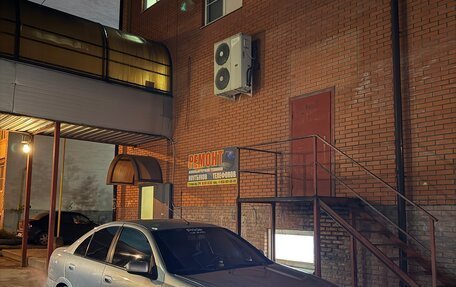 Nissan Almera, 2005 год, 350 000 рублей, 2 фотография