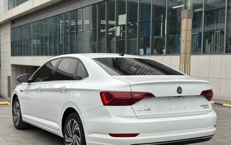 Volkswagen Jetta VII, 2021 год, 2 120 000 рублей, 2 фотография