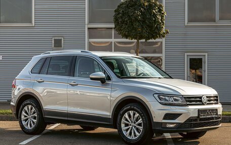 Volkswagen Tiguan II, 2019 год, 1 795 000 рублей, 3 фотография