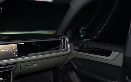 Porsche Cayenne III, 2025 год, 18 900 000 рублей, 31 фотография