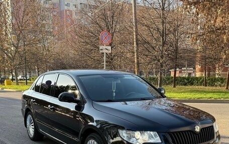 Skoda Superb III рестайлинг, 2013 год, 1 150 000 рублей, 1 фотография