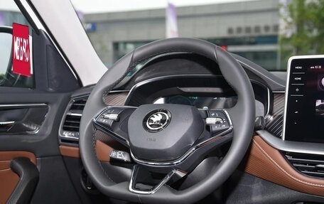 Skoda Kodiaq, 2024 год, 4 950 000 рублей, 11 фотография