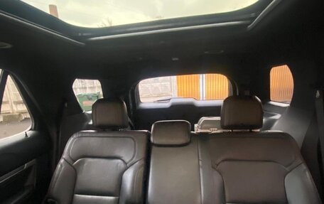 Ford Explorer VI, 2017 год, 3 550 000 рублей, 17 фотография