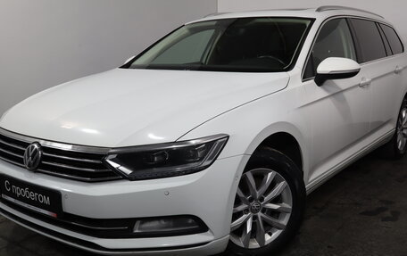 Volkswagen Passat B8 рестайлинг, 2018 год, 1 949 000 рублей, 3 фотография