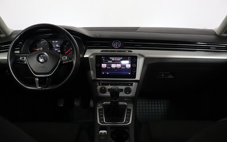 Volkswagen Passat B8 рестайлинг, 2018 год, 1 949 000 рублей, 7 фотография