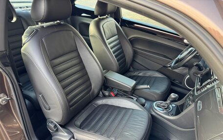 Volkswagen Beetle, 2014 год, 2 330 000 рублей, 27 фотография