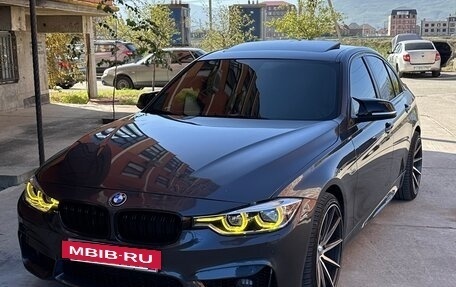 BMW 3 серия, 2016 год, 1 950 000 рублей, 5 фотография