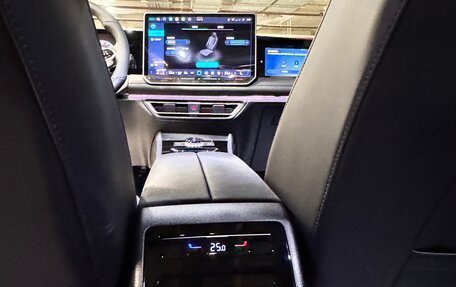 Volkswagen Tiguan, 2025 год, 4 850 000 рублей, 15 фотография