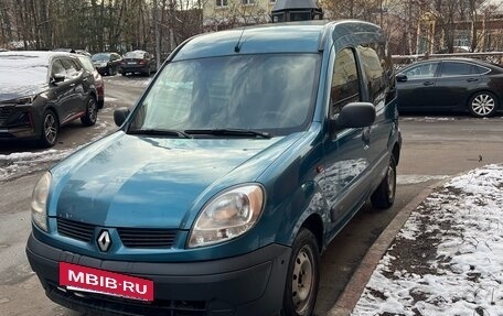 Renault Kangoo II рестайлинг, 2003 год, 280 000 рублей, 23 фотография
