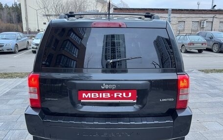 Jeep Liberty (Patriot), 2008 год, 690 000 рублей, 6 фотография