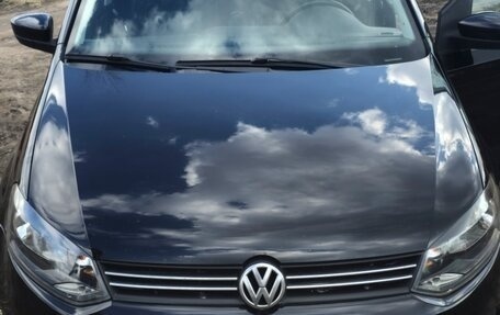 Volkswagen Polo VI (EU Market), 2014 год, 810 000 рублей, 1 фотография