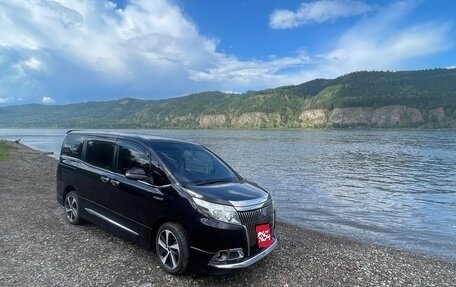 Toyota Esquire I, 2015 год, 2 000 000 рублей, 1 фотография