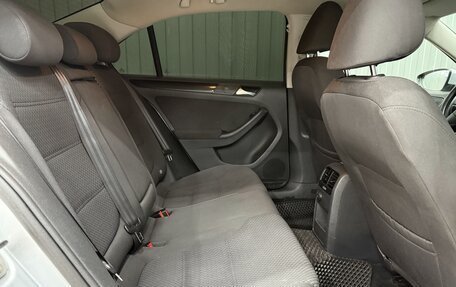 Volkswagen Jetta VI, 2011 год, 1 150 000 рублей, 10 фотография