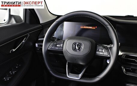 Changan CS35 Plus, 2023 год, 1 997 000 рублей, 13 фотография