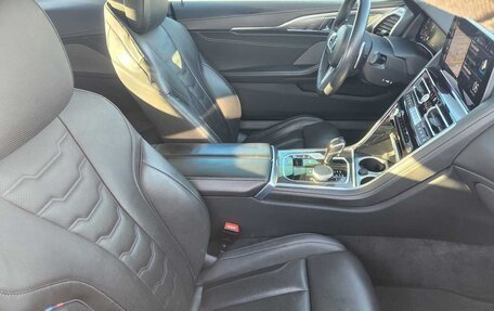 BMW 8 серия, 2023 год, 14 187 328 рублей, 12 фотография